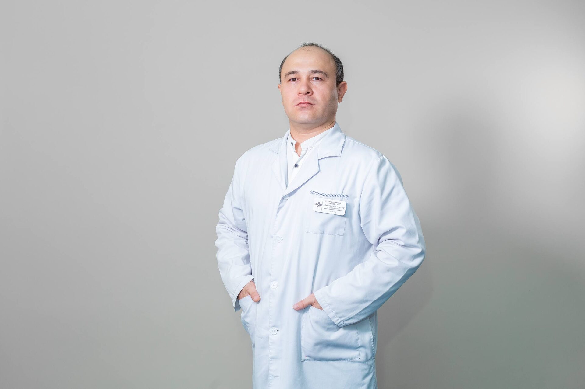 Porno filmda Lea Seydoux Yigitni ikki kishi eshak bilan sikishadi