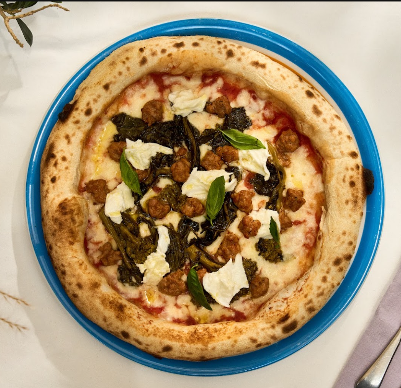 Friarielli Salsiccia Pizza
