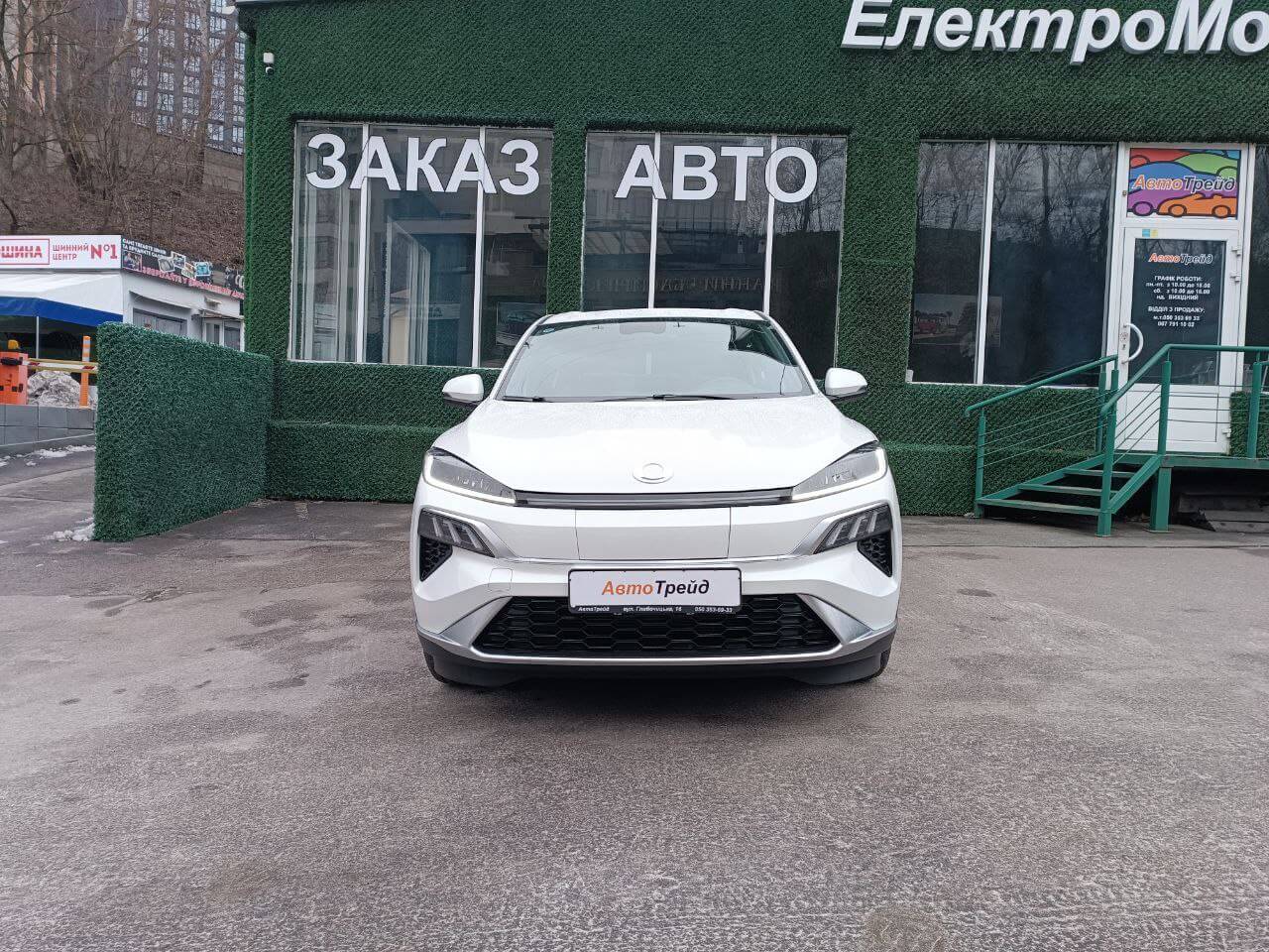 нові ЕлектроМобілі відомих брендів - автосалон АвтоТрейд