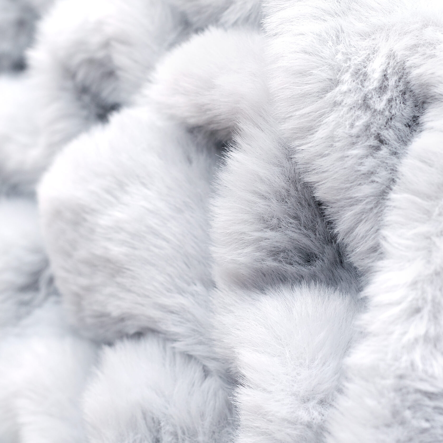 Пухнаста ковдра Faux Fur