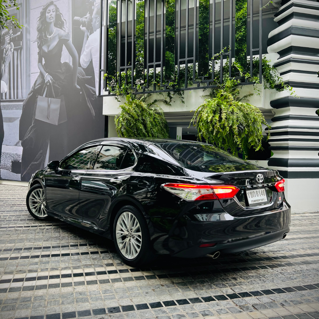 Rent a Toyota Camry in Pattaya – perfect sedan for city and travel
