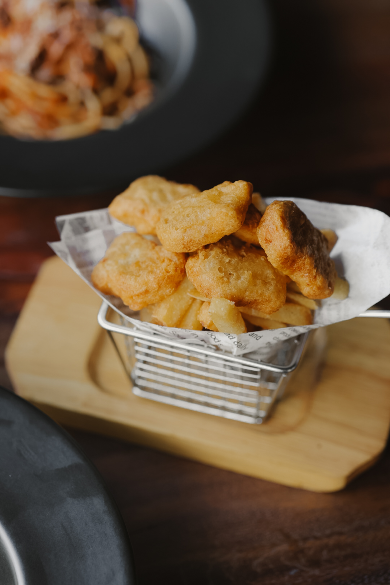 Chicken Nuggets (6 Pieces)