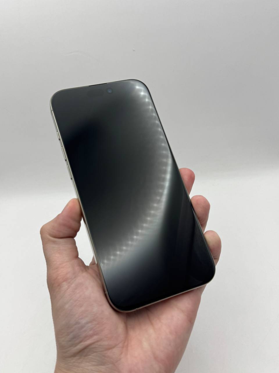 Б\В iPhone 16 Pro Max