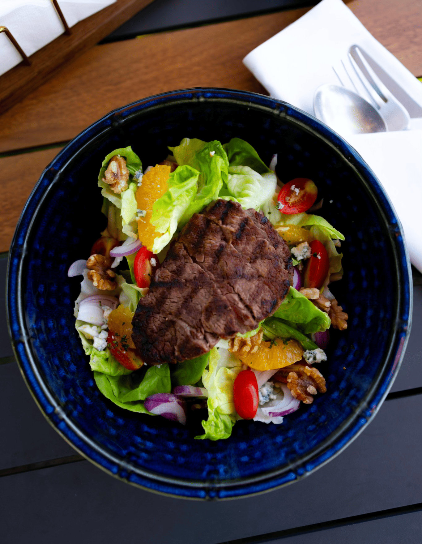 Butterhead Salad with Australian Tenderloin
