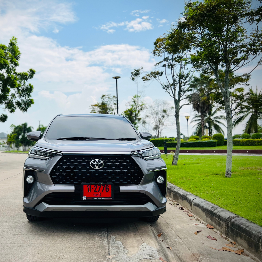 Hire Toyota Veloz family car for group travel Thailand