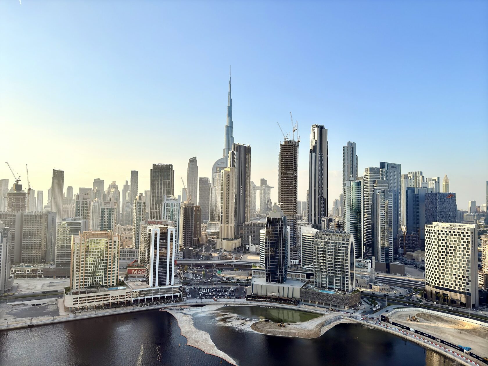 Downtown Dubai — Burj Khalifa