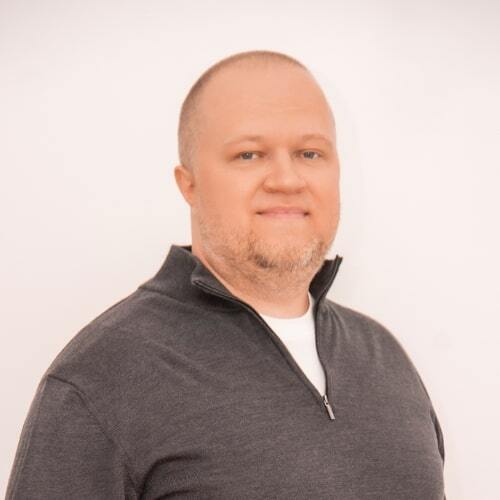 Антон Наумов