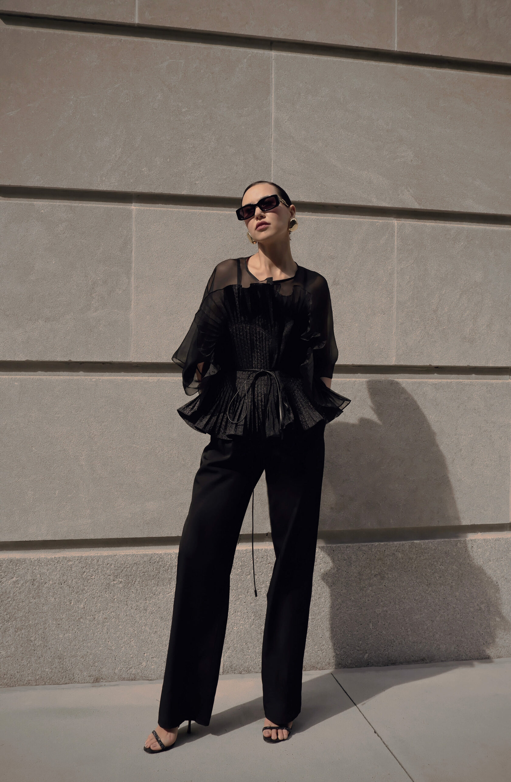 レビューの多い高評価商品特集！ OHGA Flower blouse 黒