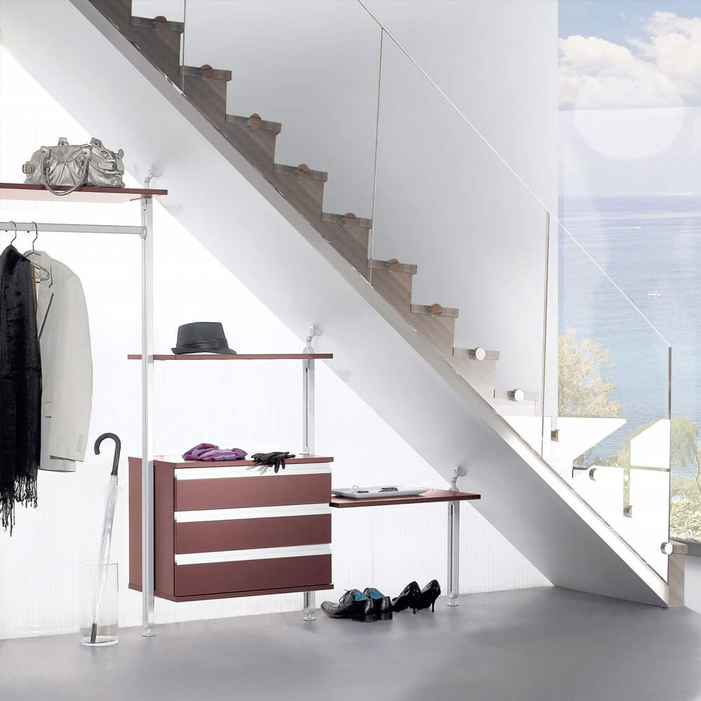 шкафы под лестницей картинки 