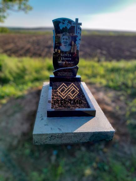 monumente funerare moldova