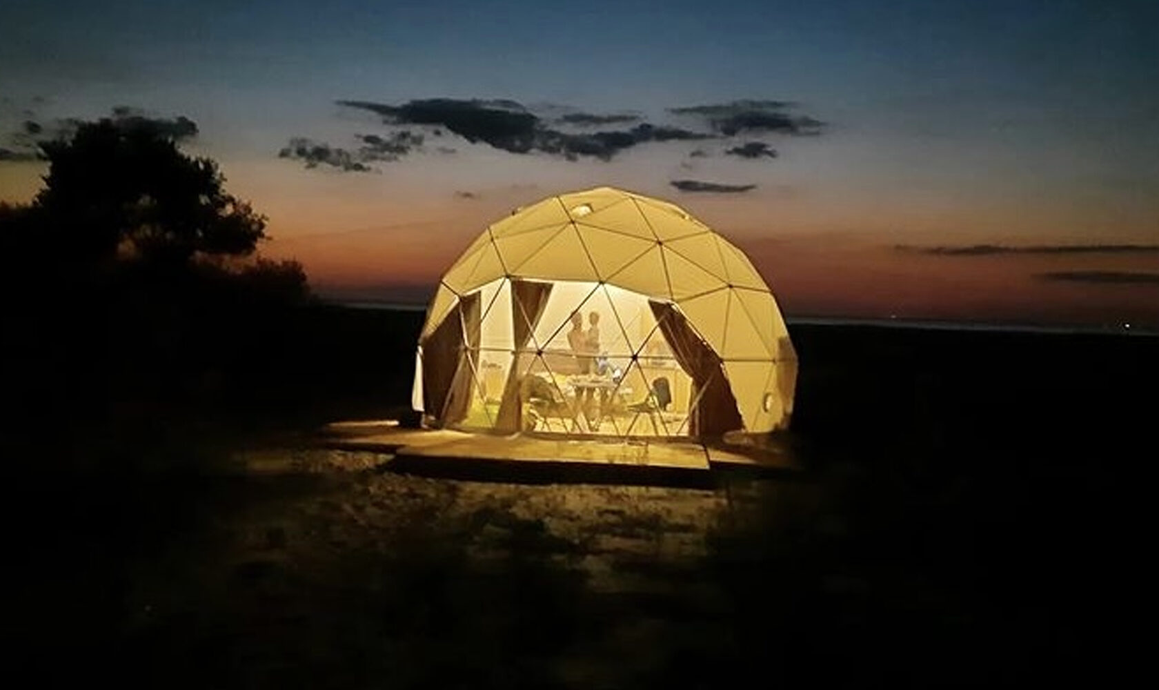 Геодезичні куполи ecopod для приватного використання