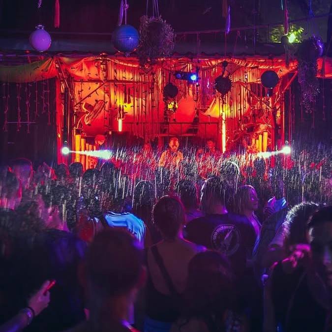 картинка ночного клуба OXA на Пхангане