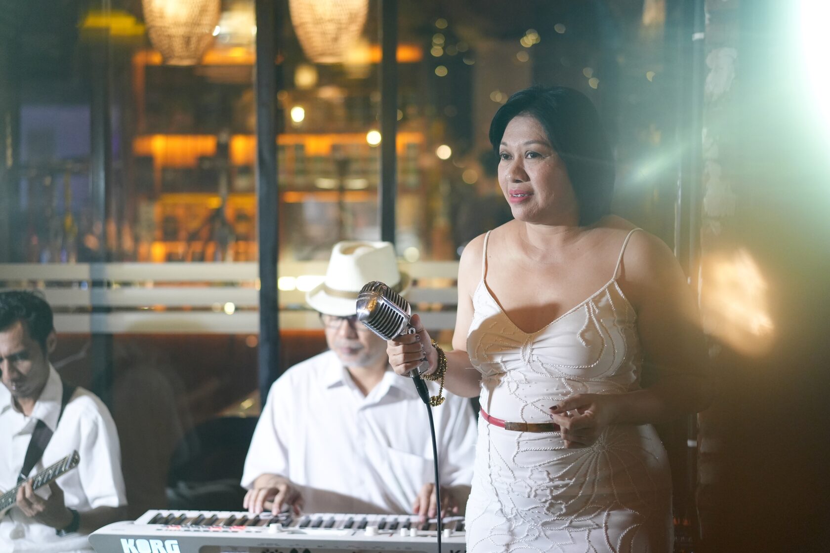 Live music entertainment