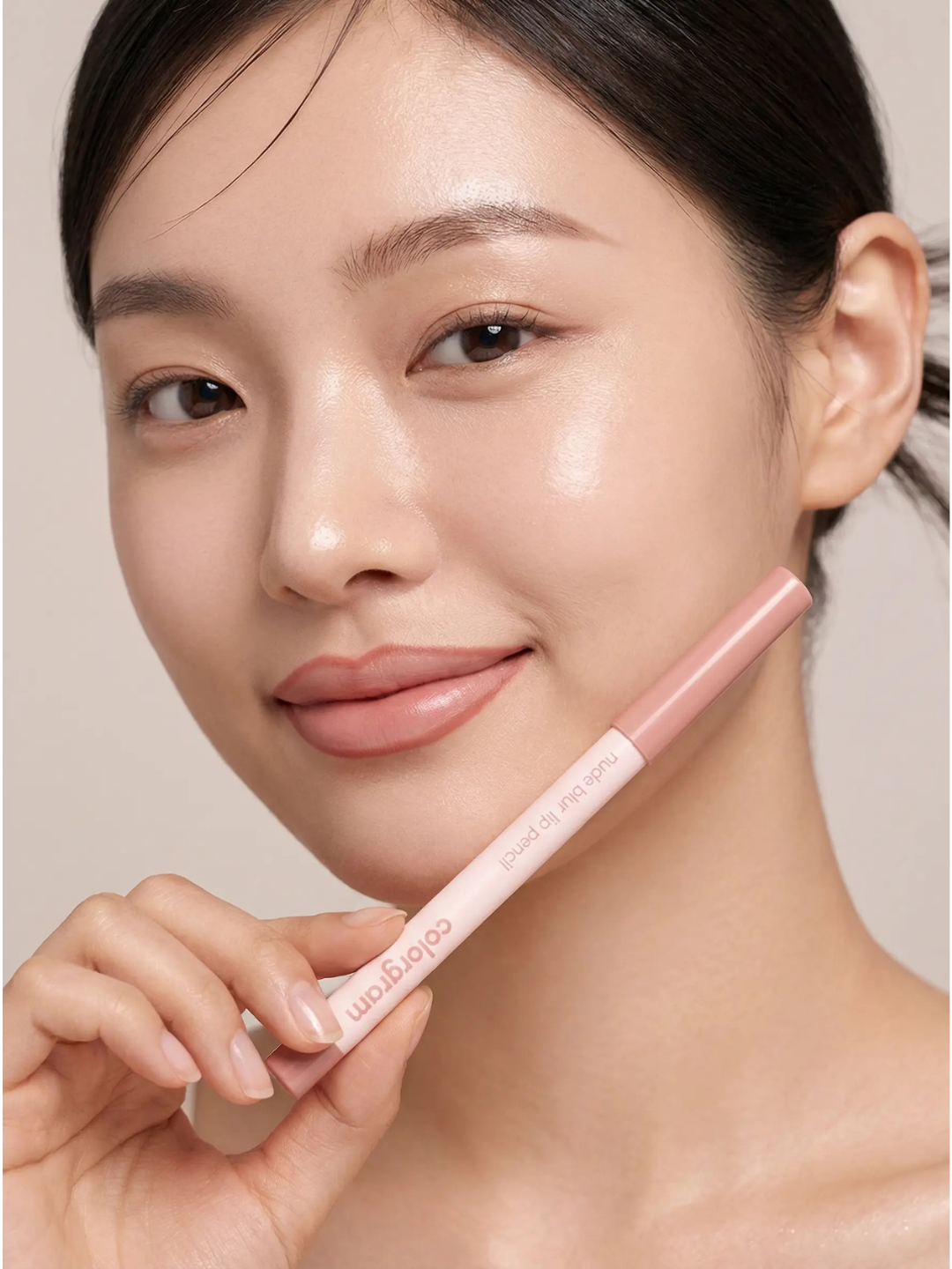 Карандаш для губ Colorgram Nudy Blur Lip Pencil для создания идеального контура