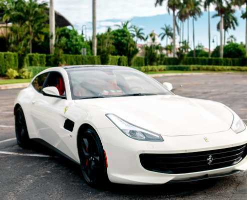 Ferrari GTC4 Lusso T