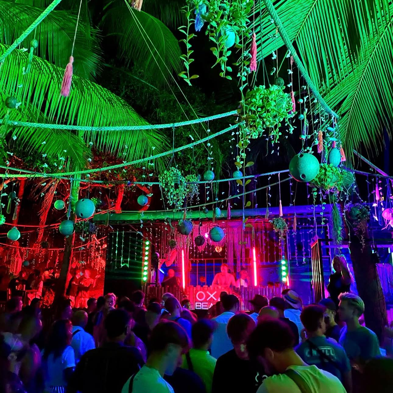 картинка ночного клуба OXA на Пхангане