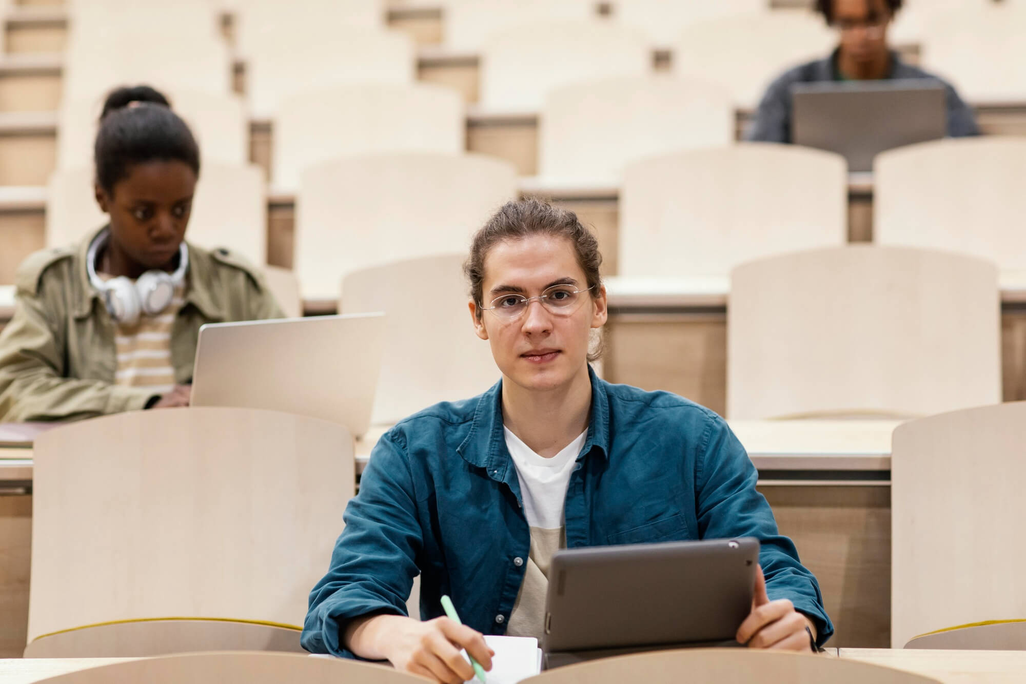 AUS master students