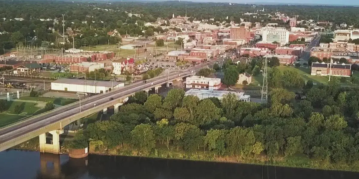 Drive Your CDL-A Future Forward in Fort Smith!