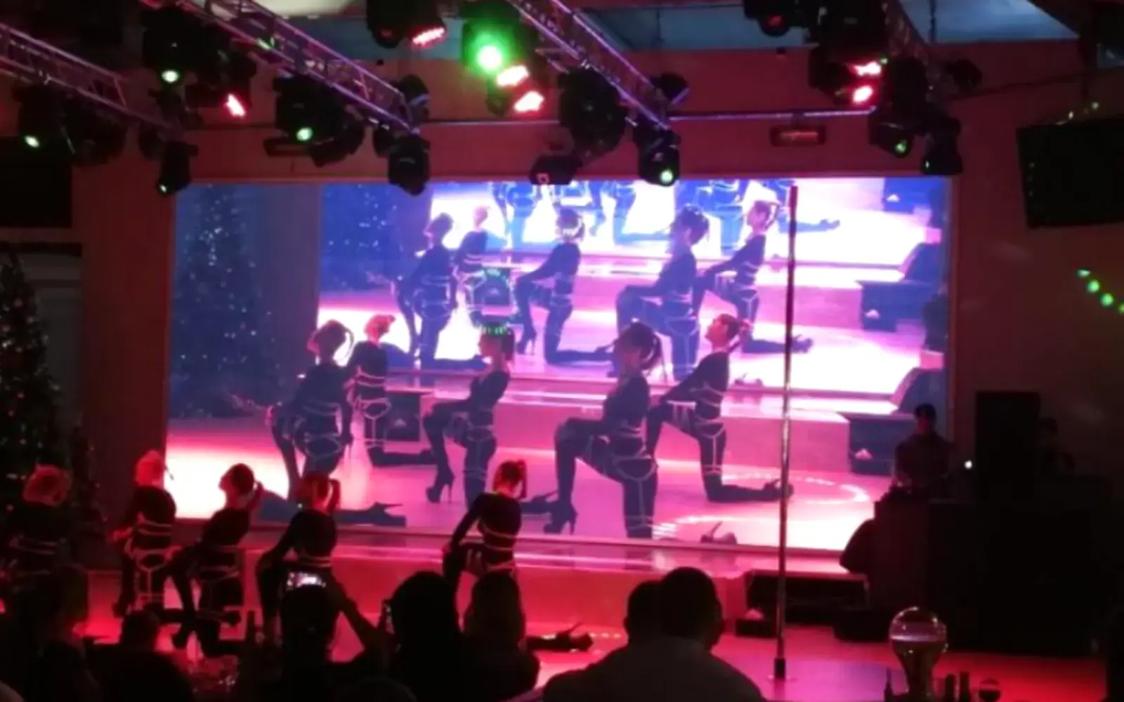 Сценический LED-экран для ночного клуба «All Inclusive»