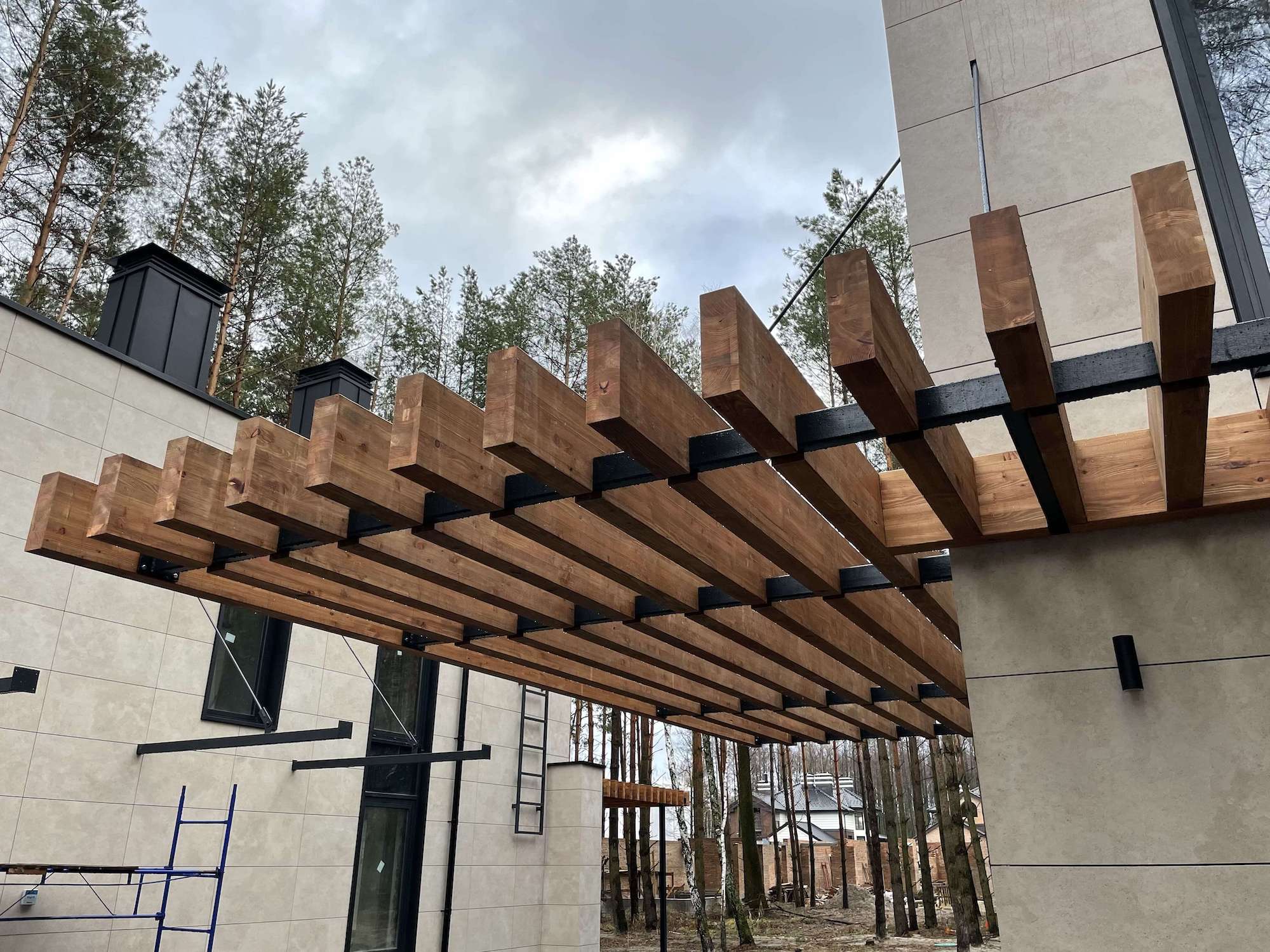 Пергола з модрини