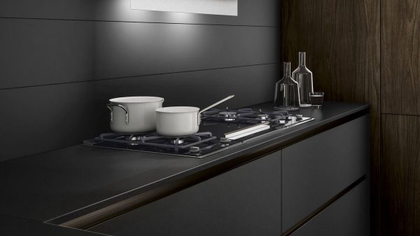 черные кухни крашенная эмаль