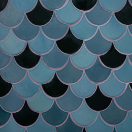 Hotel Bindani loseta de escamas en baños