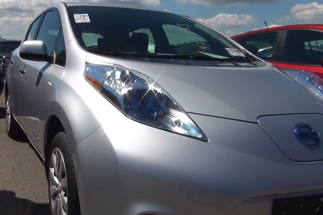Nissan leaf