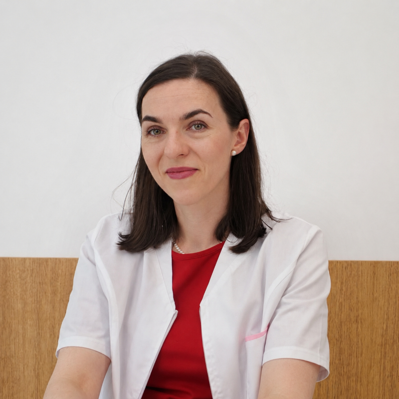 Dr. Alexandra Corojan