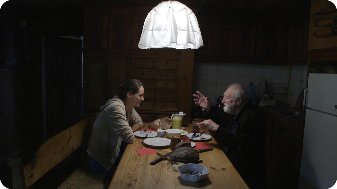 кадр з фільма "Summa"