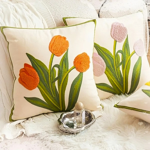 Y01990 - Набор наволочек с тюльпанами