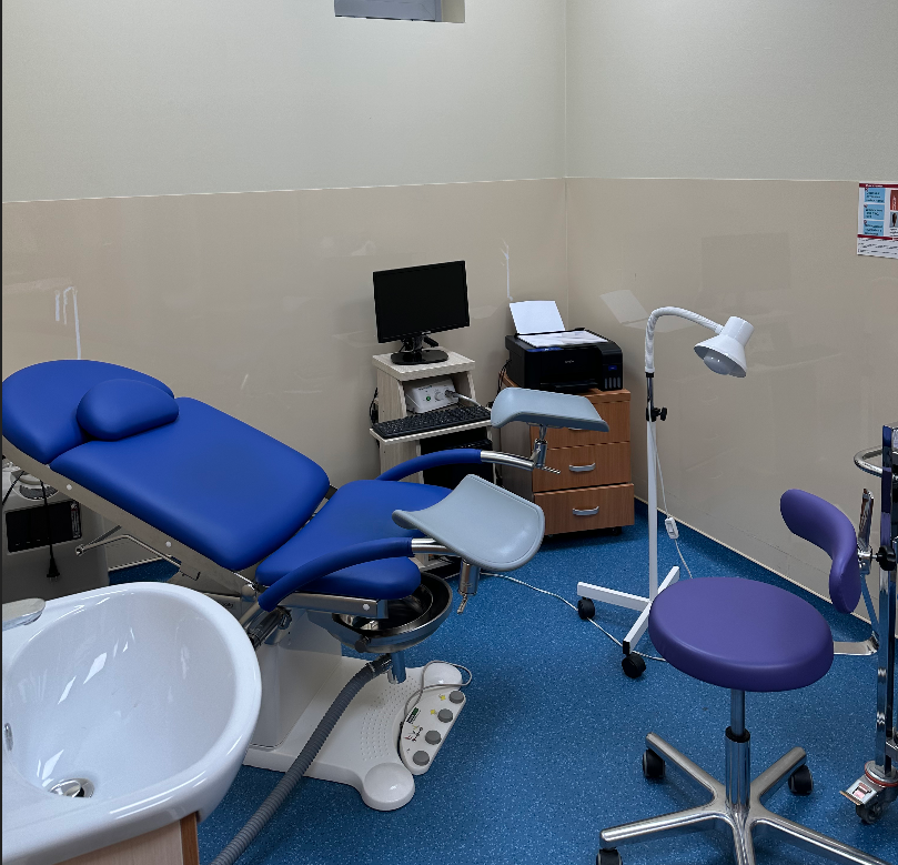 Dudaklardagi kontur 40 yoshdan oshgan jinsiy aloqa