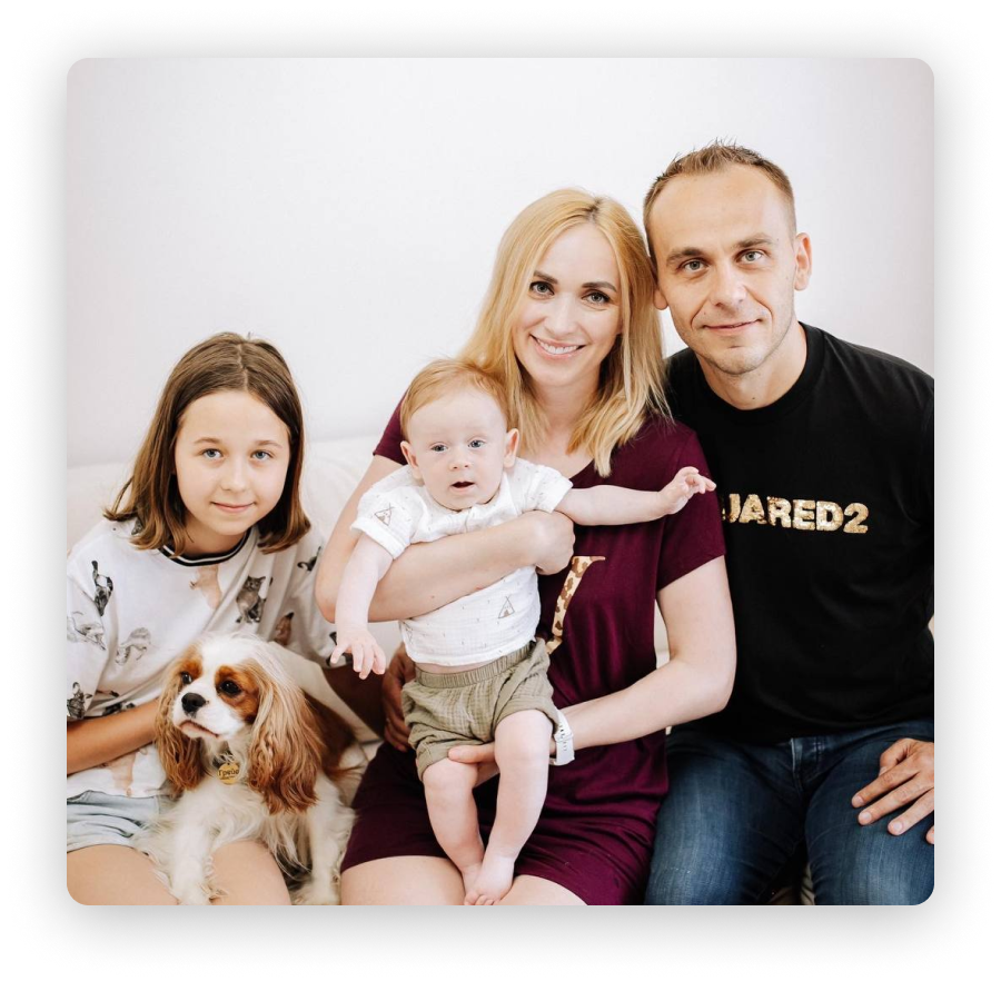 Иван Зимбицкий с семьёй