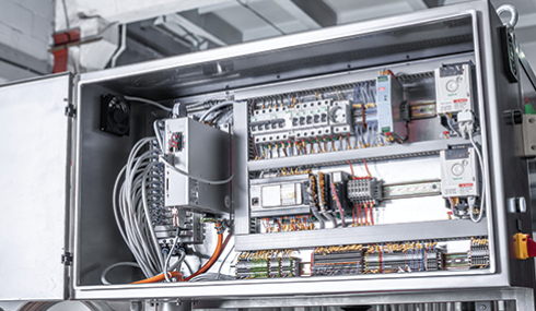 шкаф управления линии розлива