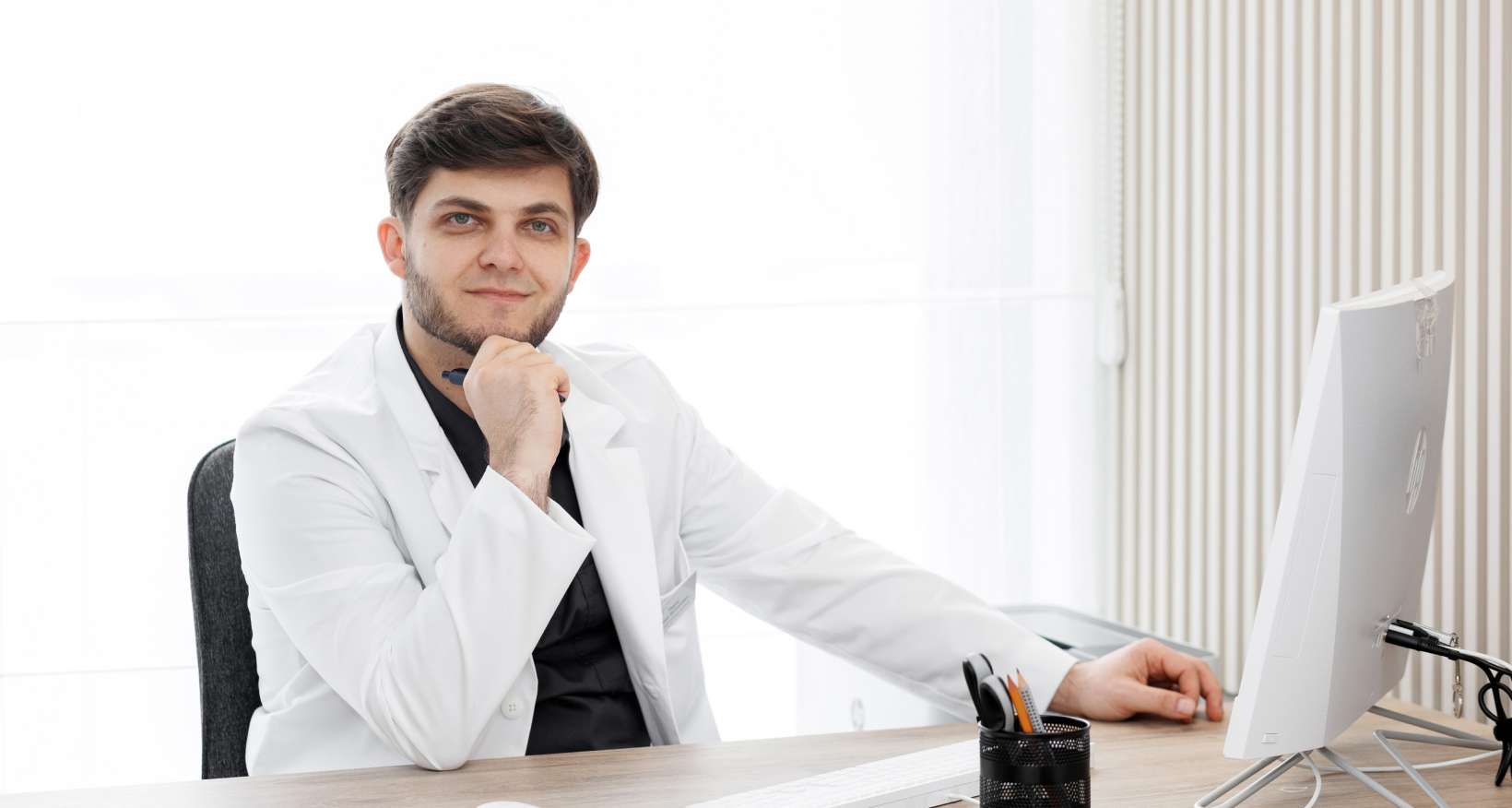 лікар-судинний хірург, флеболог Радиш Роман Васильович