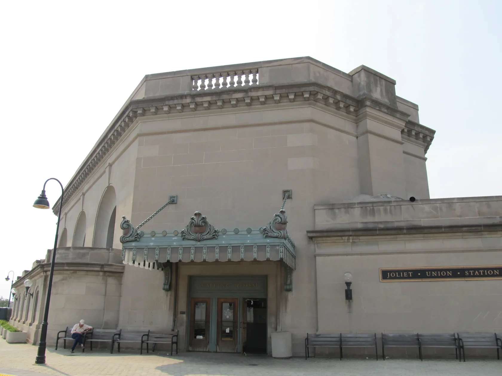 Drive Your CDL-A Career Forward in Joliet!