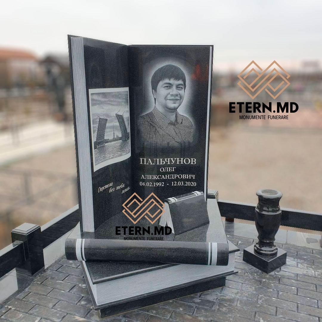 monument funerar in forma de carte