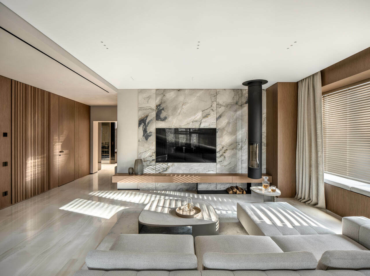PRIVATE INTERIOR DESIGN