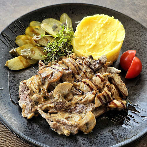 Заказать Бефстроганов в ресторане DEPO Salsa Grill Киев