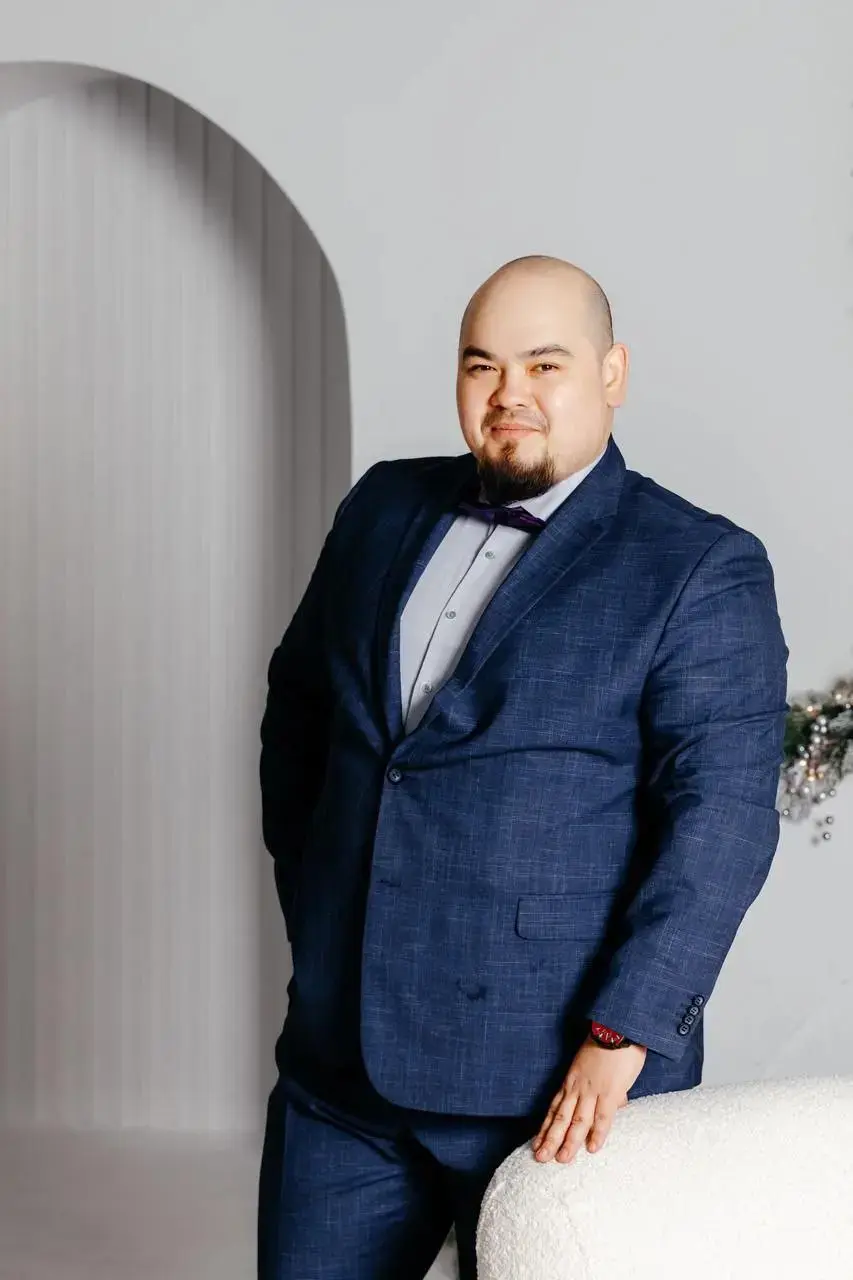 Генеральный директор Ozuma Logistic