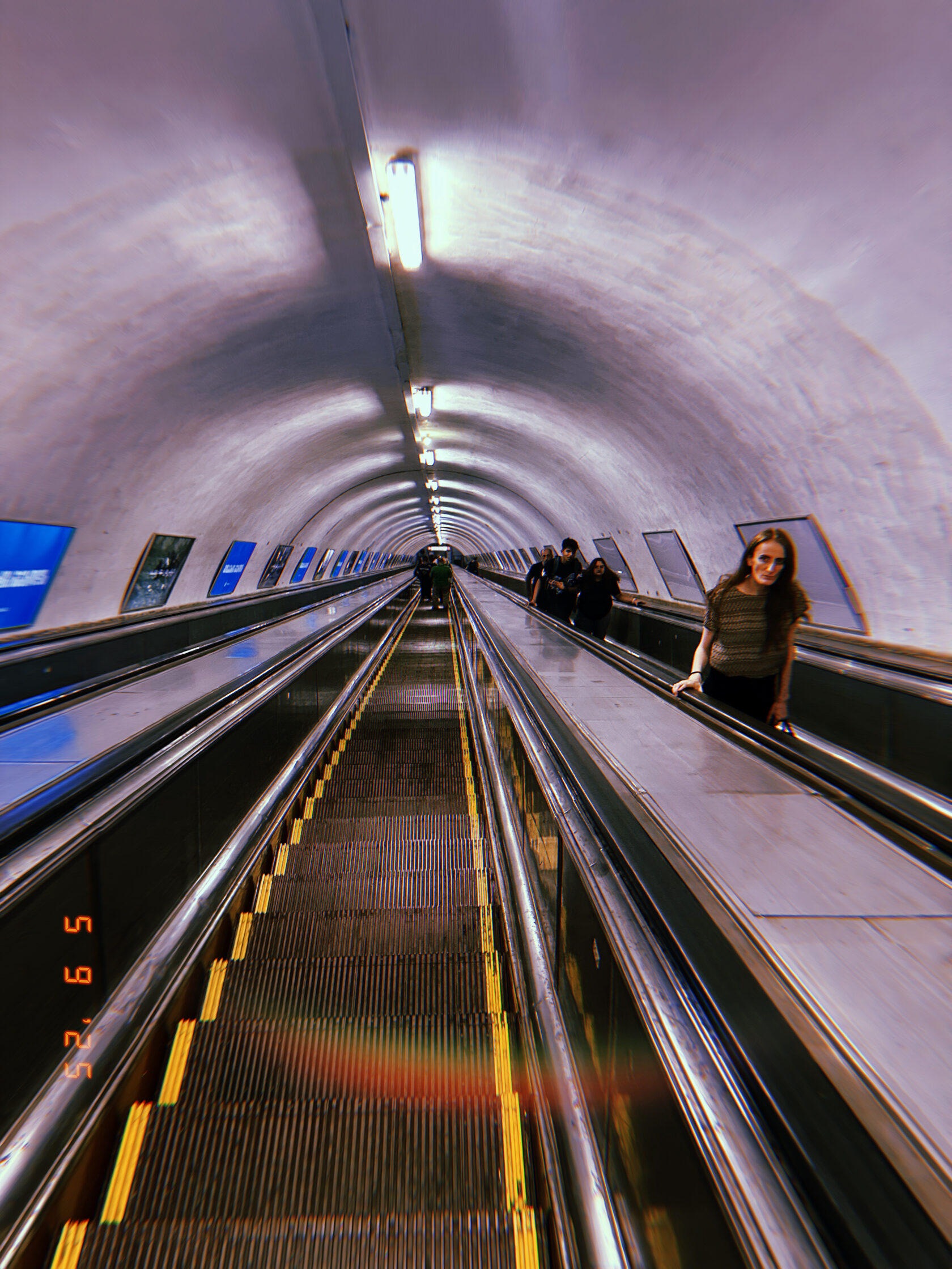Длинный эскалатор тбилисского метро
