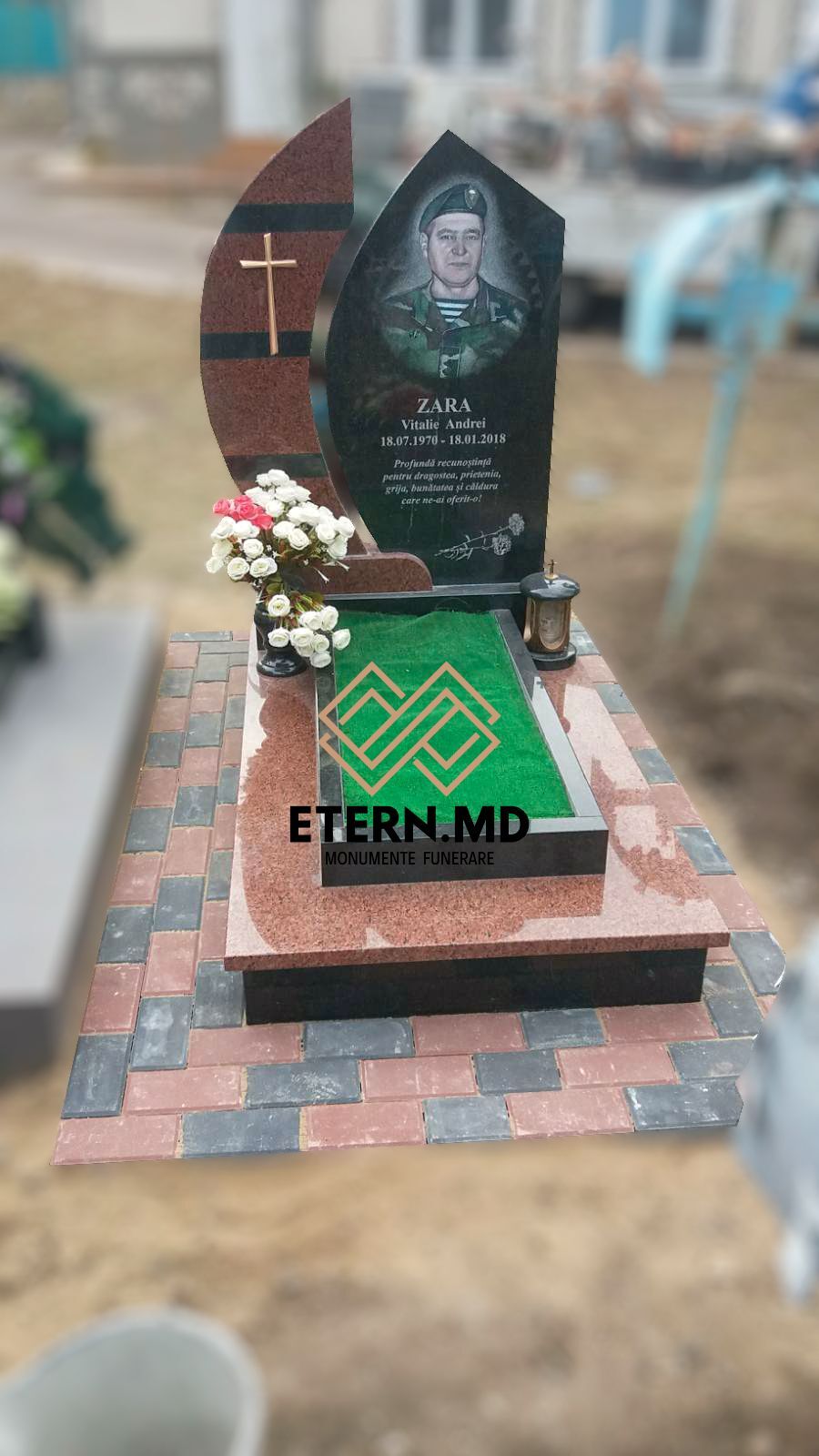 памятники из гранита