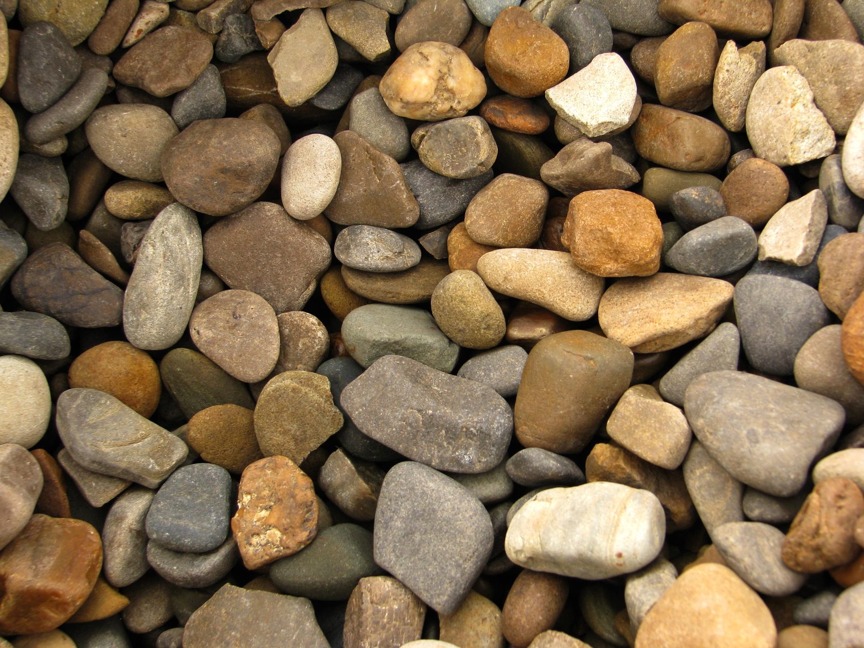Pebble of natural running