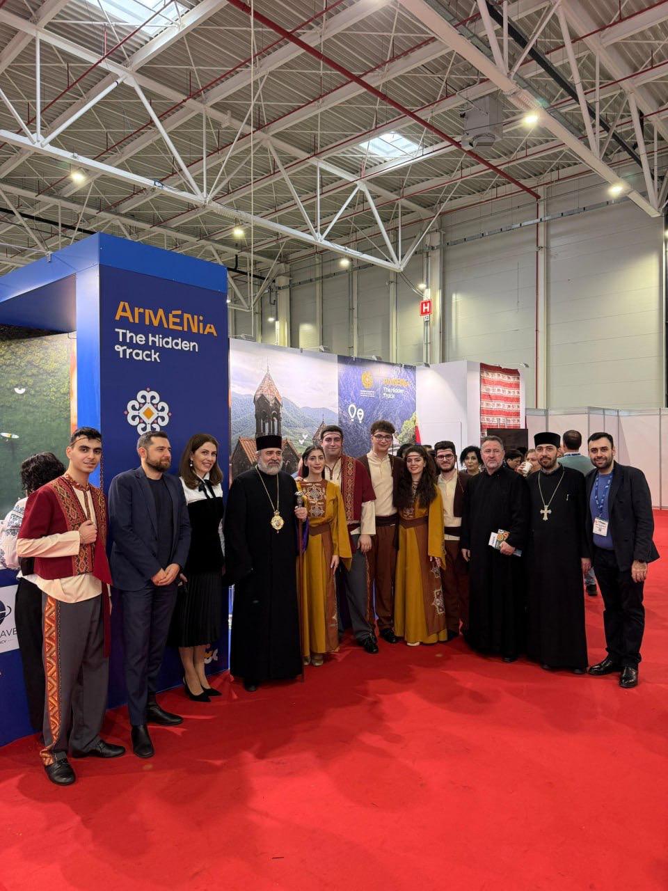 Կադրեր էքսպոներից