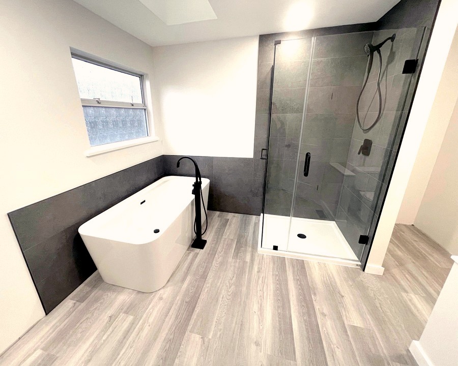 Bathroom remodel with tile, flooring, and finish work in Chilliwack BC