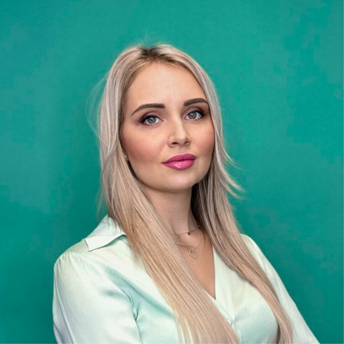 Brow bar in Sasha Beauty salon in Franconia