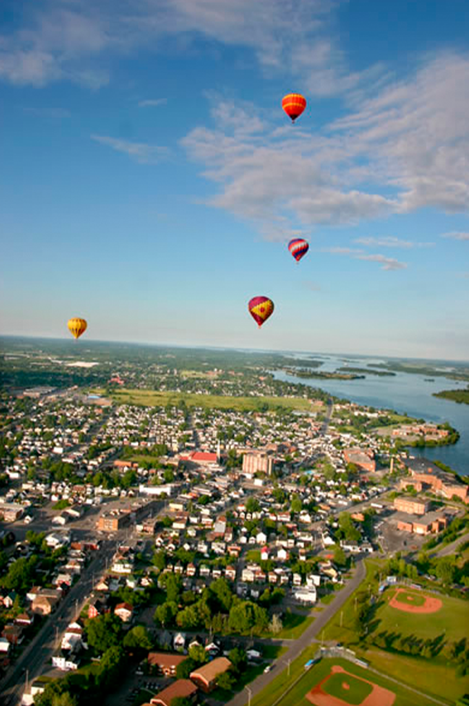 Територія St. Lawrence College