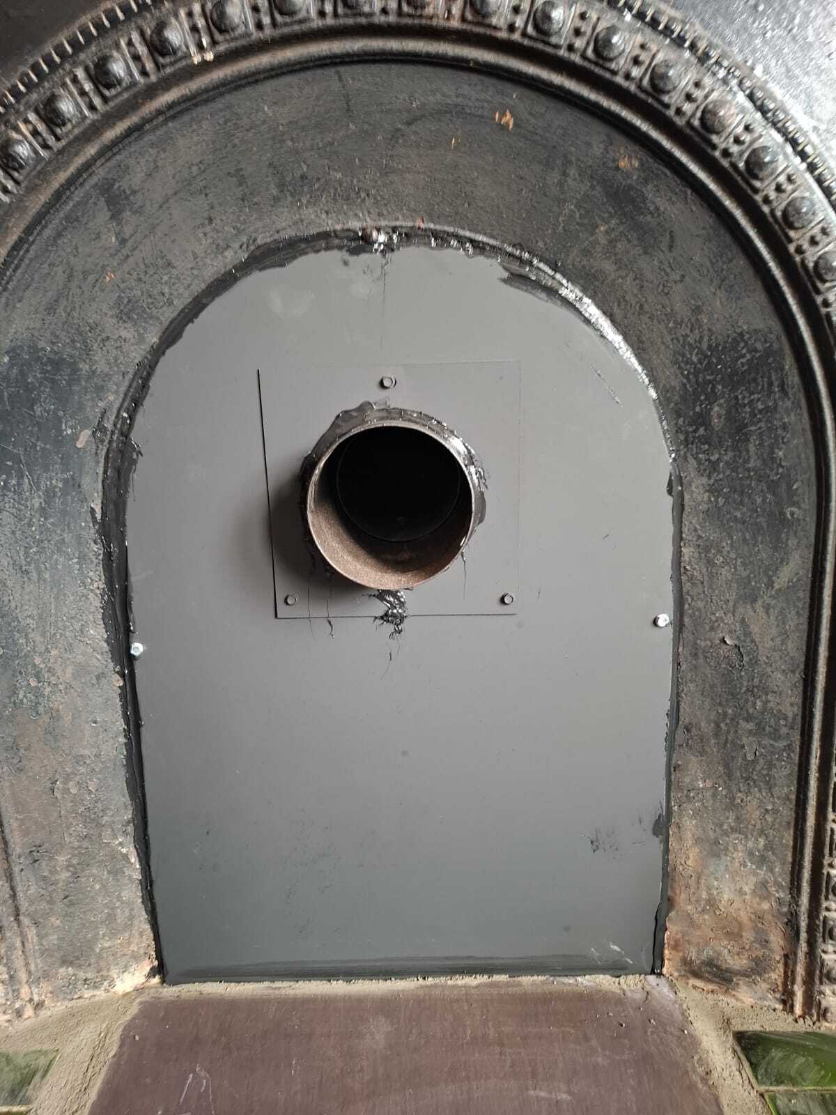 Flue pipe connection