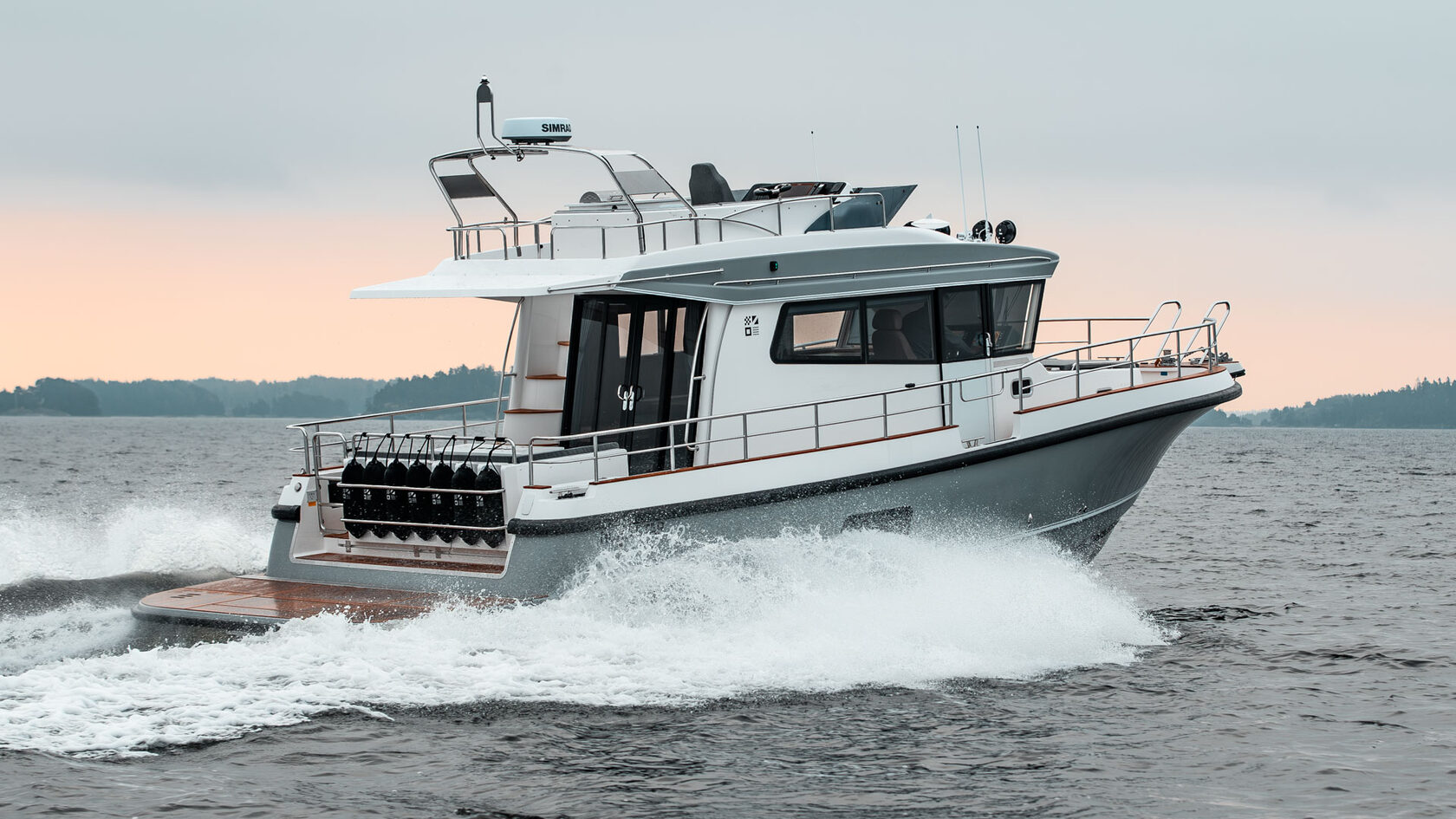NordStar 42 Exterior