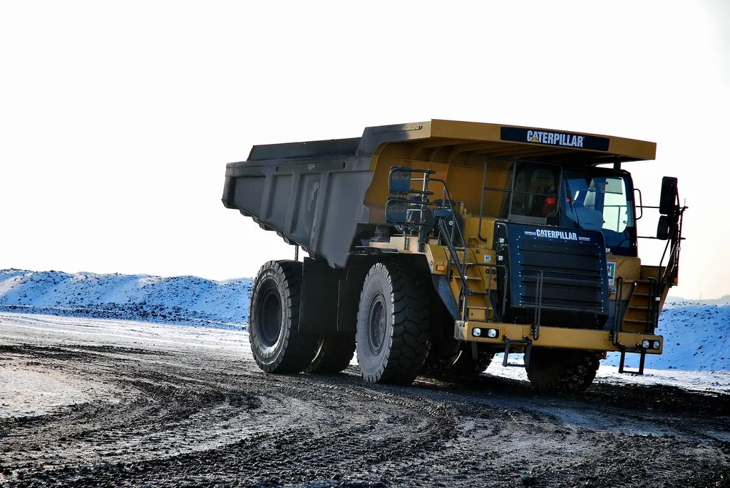 Caterpillar 793 rigid mining truck — Caterpillar 793 spare parts sourced by IWH from Turkey