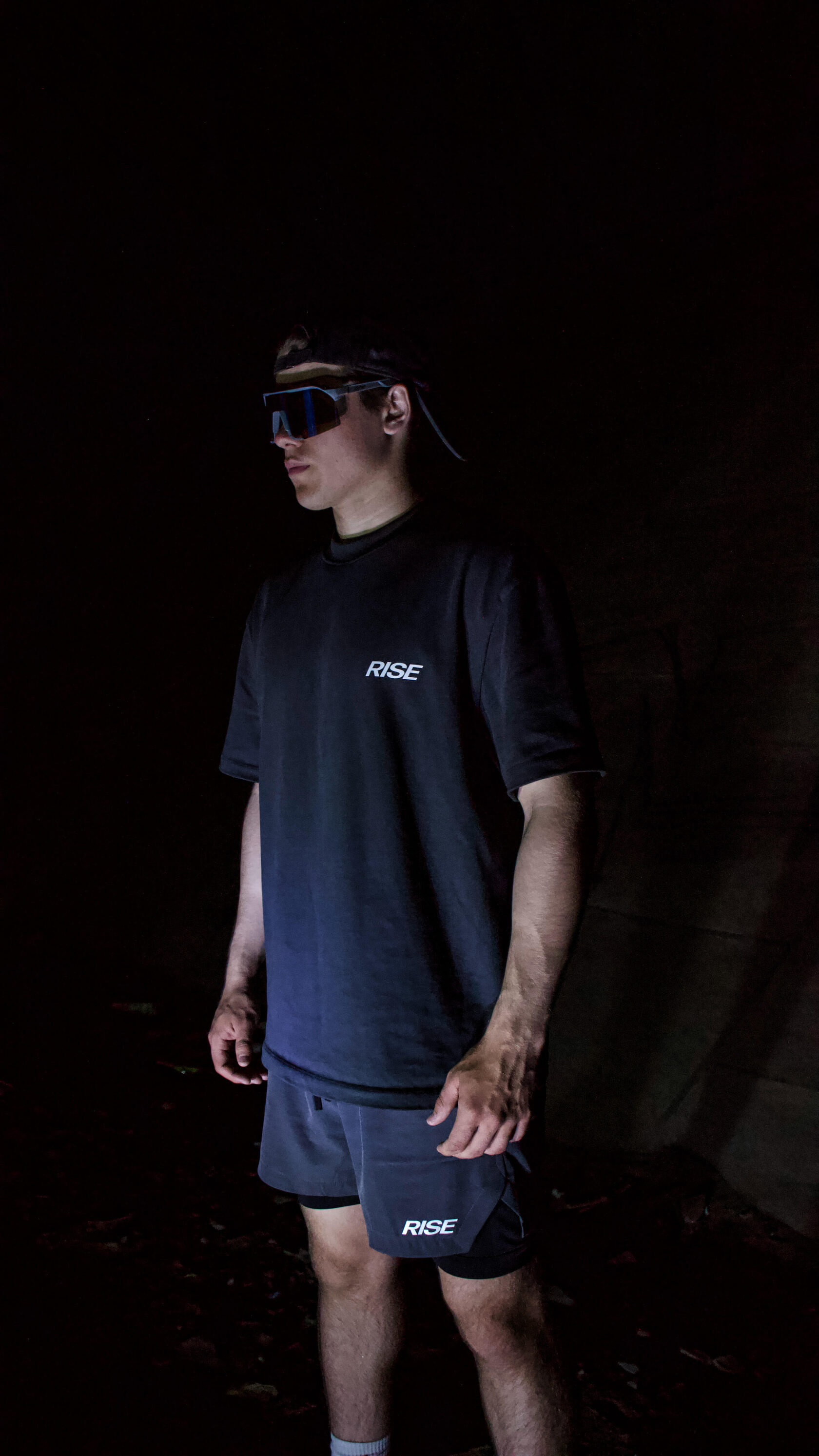 Спортивная футболка оверсайз Rise Training Club темно-серая